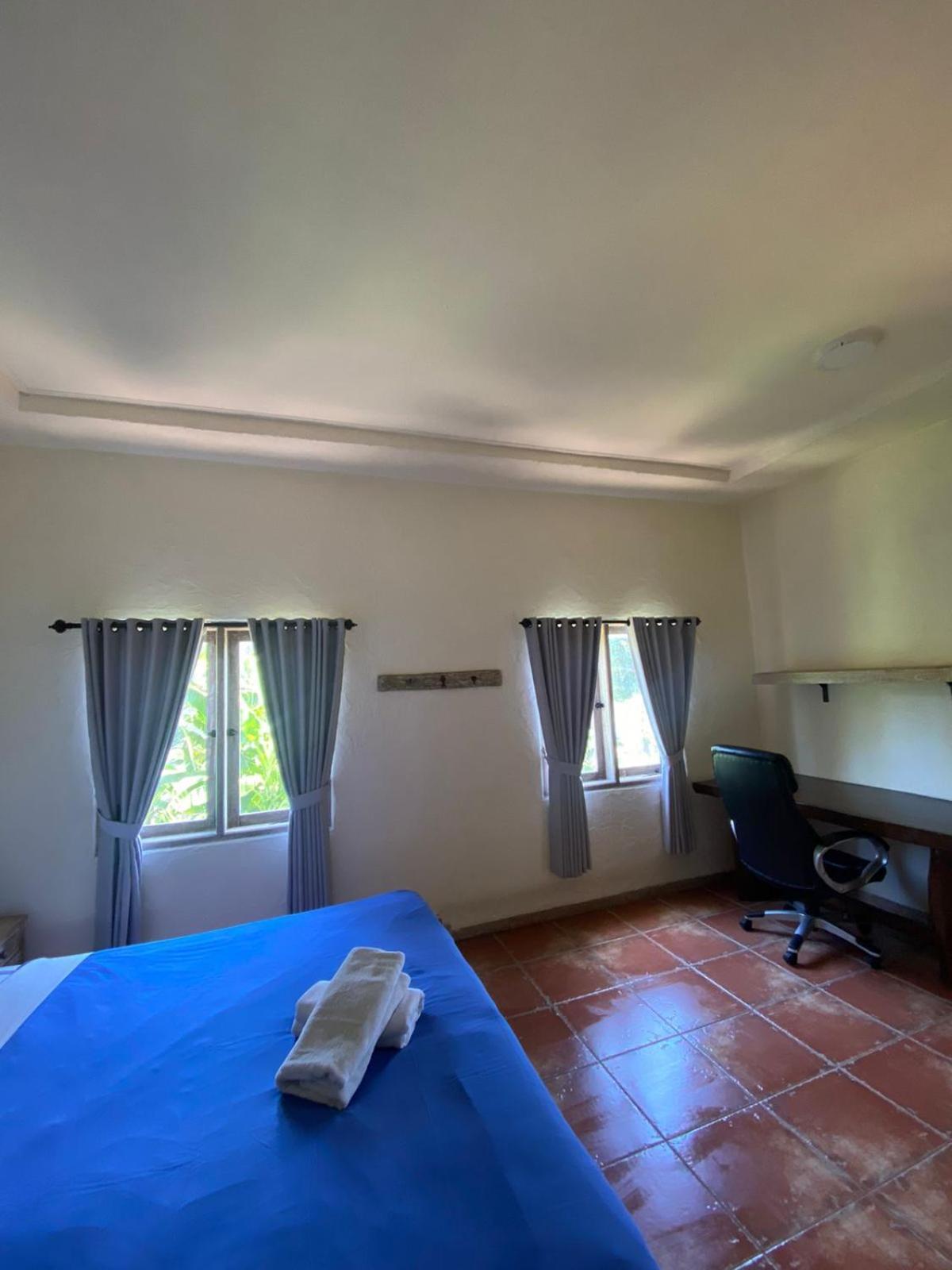 Mango 5 Hotel Amed  Bilik gambar