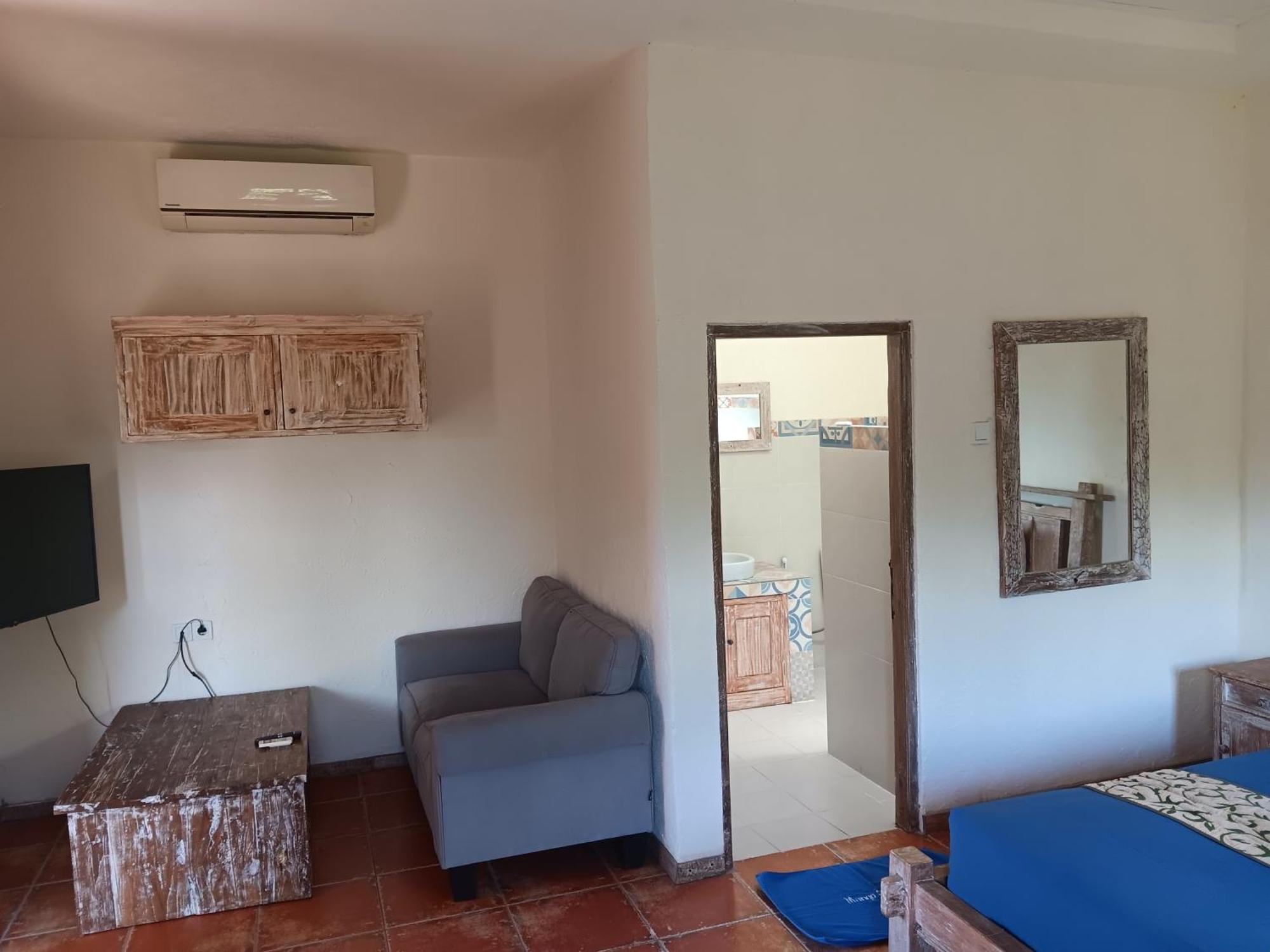 Mango 5 Hotel Amed  Bilik gambar
